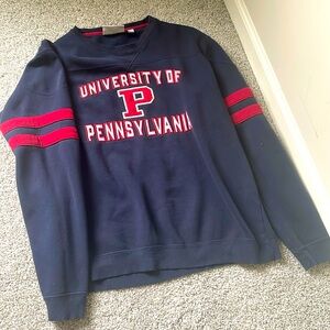 UPenn large sweatshirt